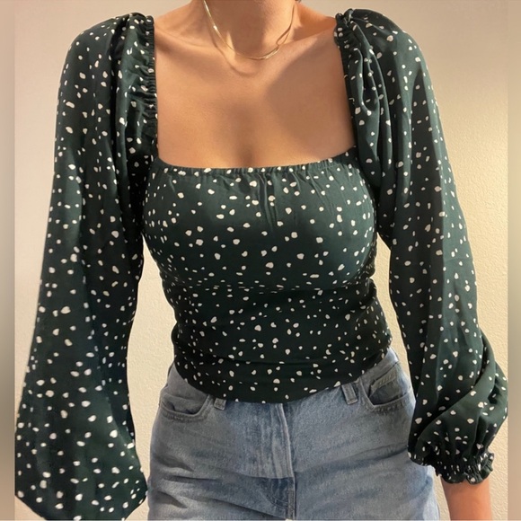 Abercrombie & Fitch Tops - Abercrombie and Fitch AF Green White Polka Dot Long Sleeve Smocked Blouse Small